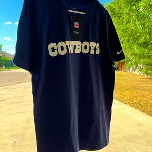 BRAND NEW NIKE TEE - DALLAS COWBOYS - WITH TAGS